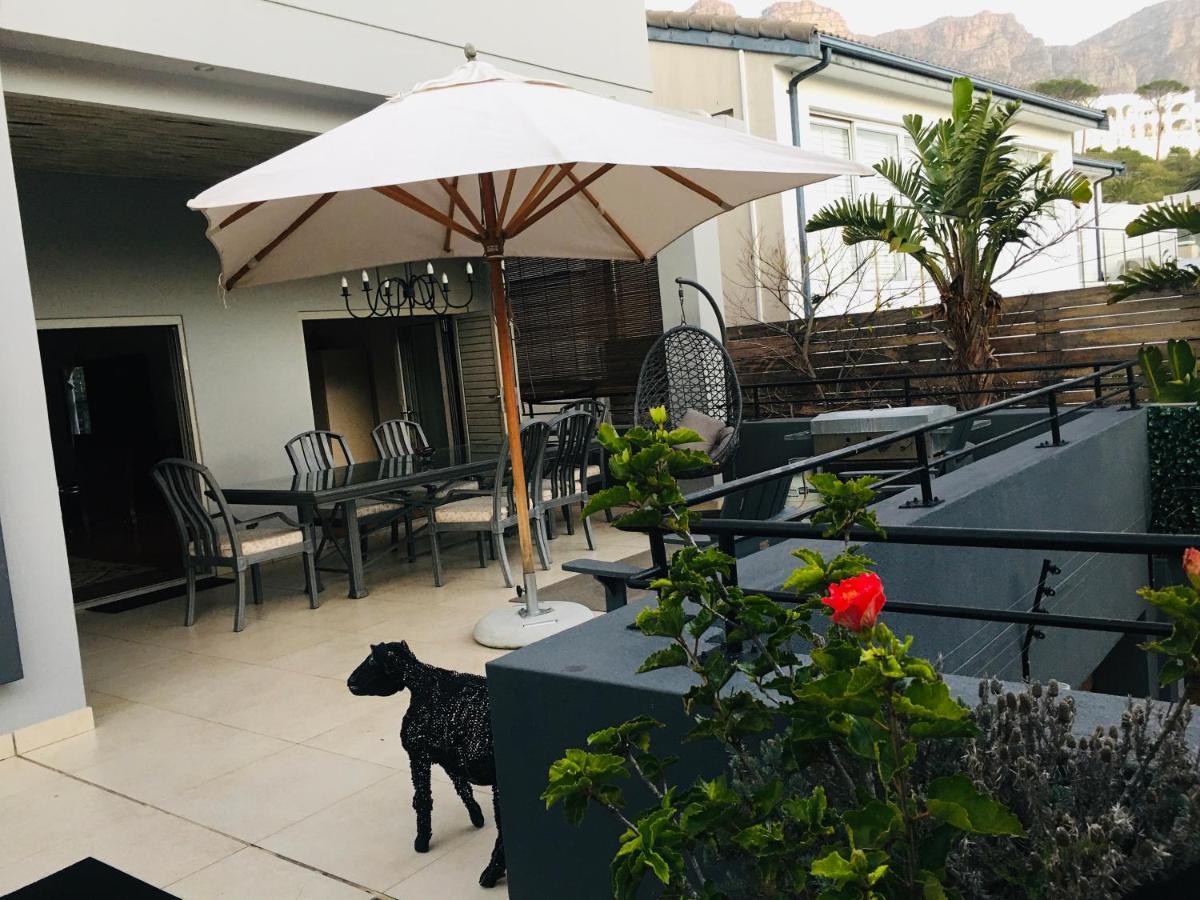 Chung cư 270 m² 2 phòng ngủ, 2 phòng tắm riêng ở Vịnh Camps Cape Town Ngoại thất bức ảnh
