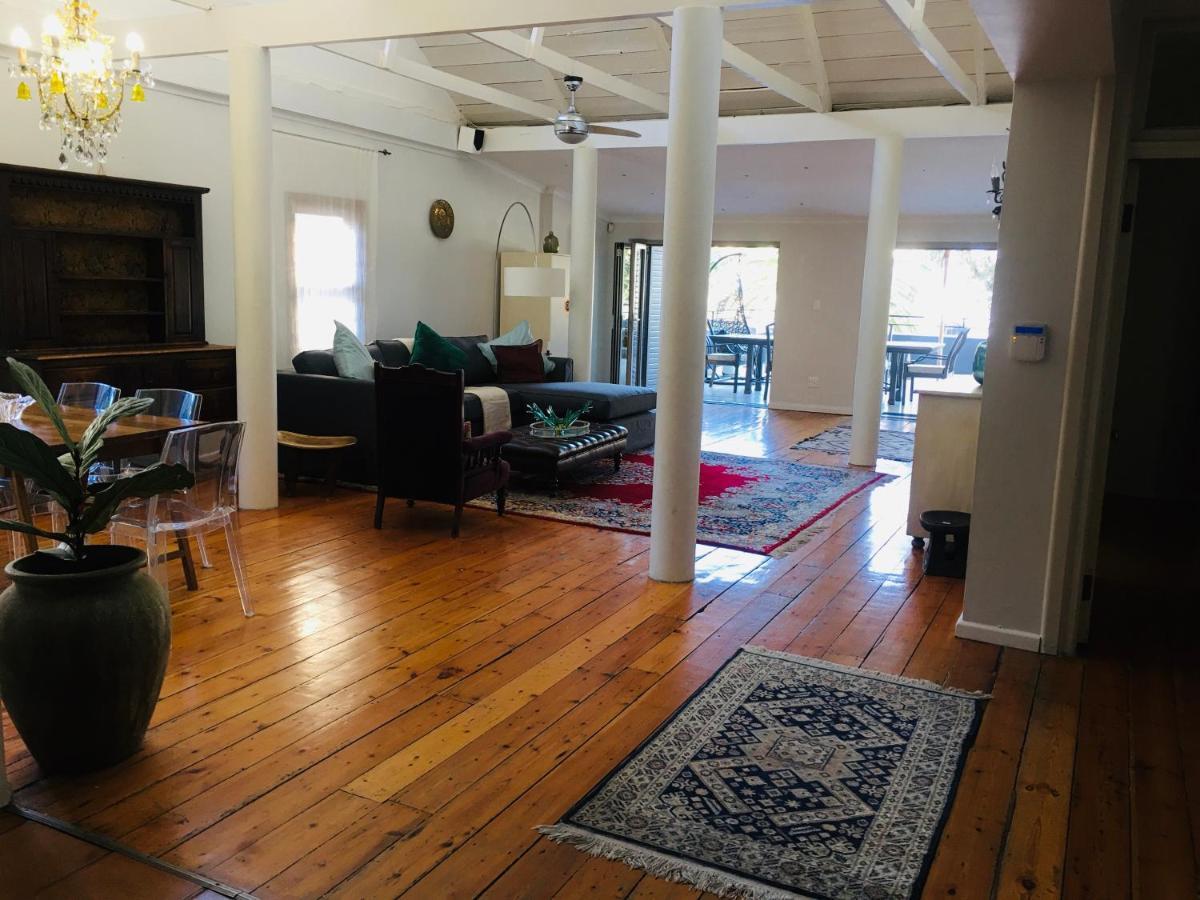 Chung cư 270 m² 2 phòng ngủ, 2 phòng tắm riêng ở Vịnh Camps Cape Town Ngoại thất bức ảnh
