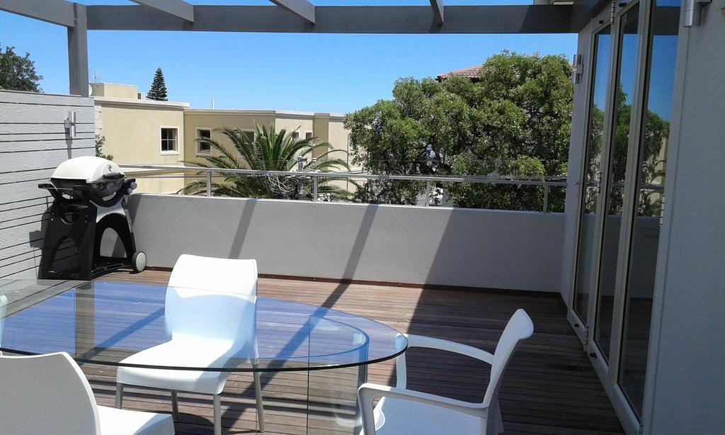 Chung cư 270 m² 2 phòng ngủ, 2 phòng tắm riêng ở Vịnh Camps Cape Town Ngoại thất bức ảnh