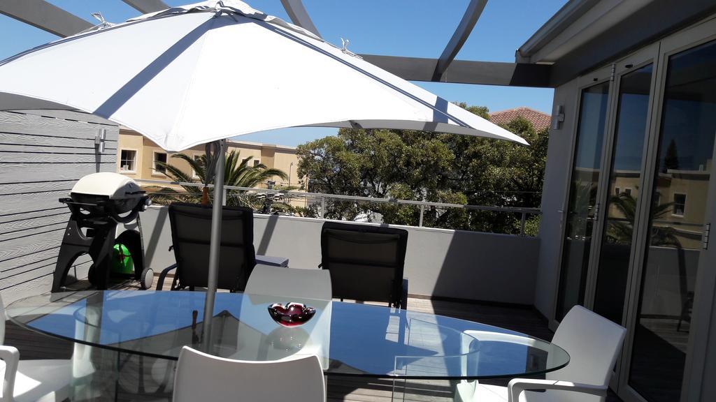 Chung cư 270 m² 2 phòng ngủ, 2 phòng tắm riêng ở Vịnh Camps Cape Town Ngoại thất bức ảnh