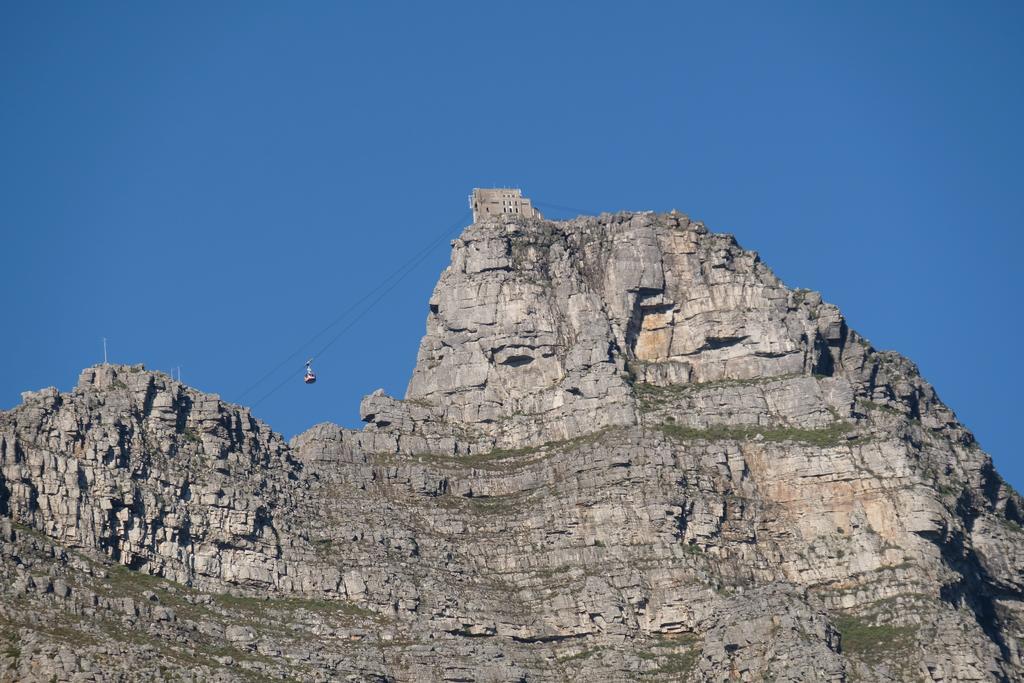 Chung cư 270 m² 2 phòng ngủ, 2 phòng tắm riêng ở Vịnh Camps Cape Town Ngoại thất bức ảnh