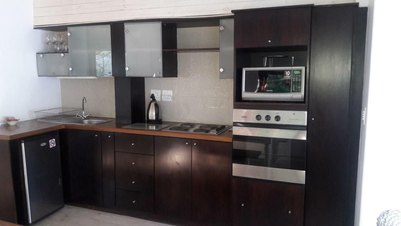 Chung cư 270 m² 2 phòng ngủ, 2 phòng tắm riêng ở Vịnh Camps Cape Town Ngoại thất bức ảnh
